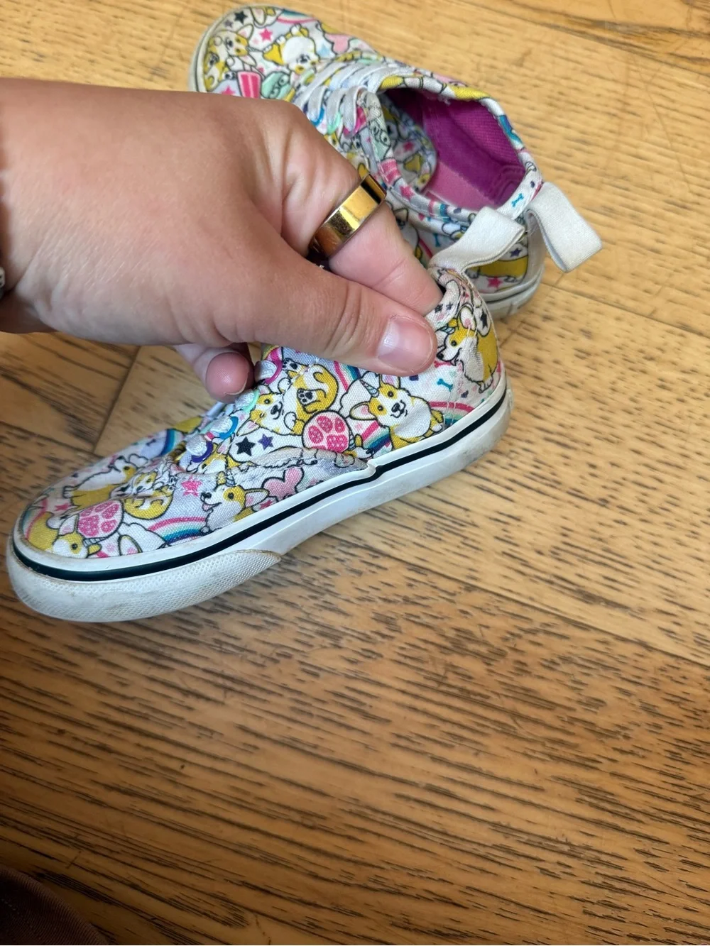 Vans Kids Low-Top Unicorn & Rainbow Print Sneakers in Pink, Yellow & Blue